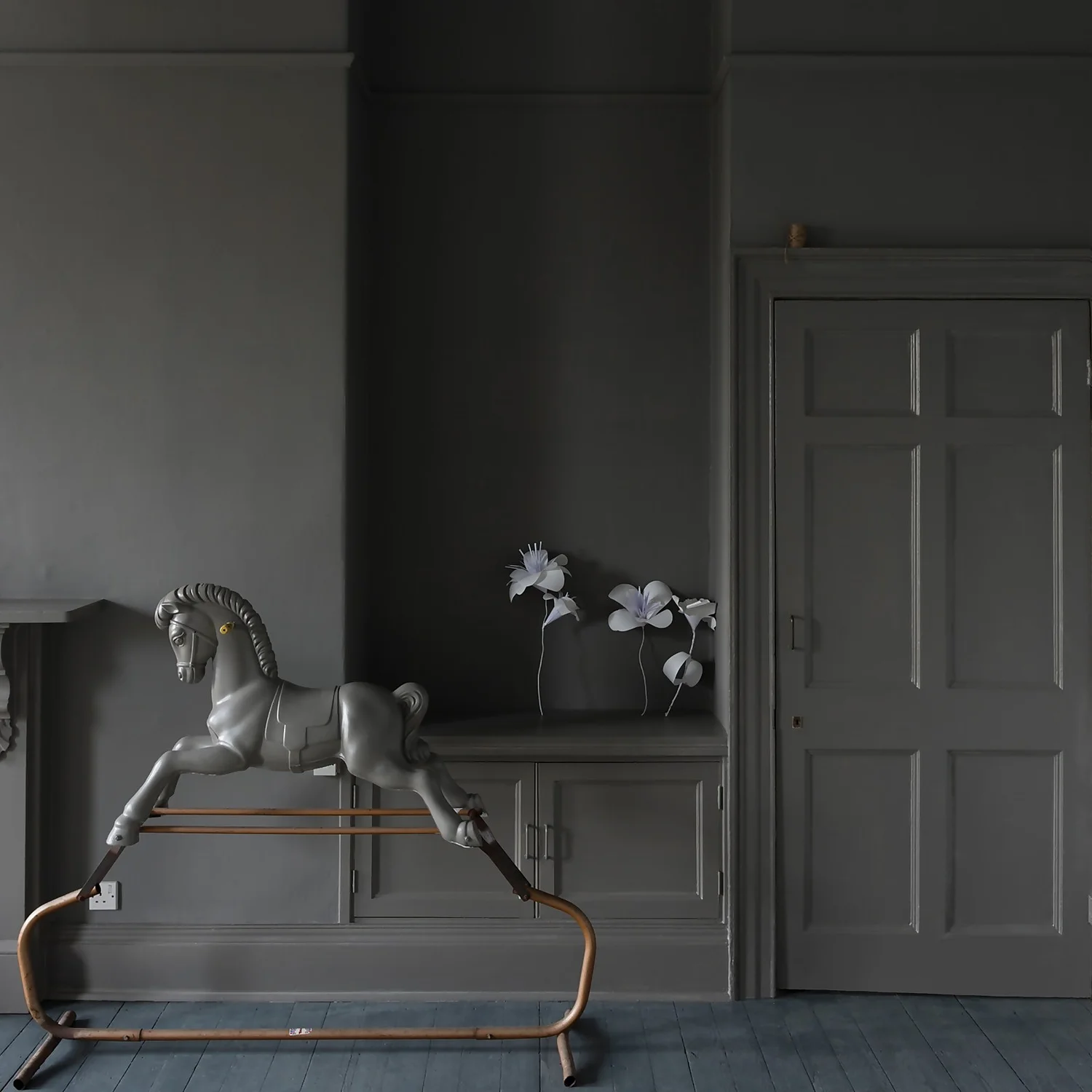 Farrow & Ball Estate Matt Emulsion Paint Mole's Breath - Tester 100ml 4 Farrow & Ball Estate Matt Emulsion Paint Mole's Breath - Tester 100ml - Image 2