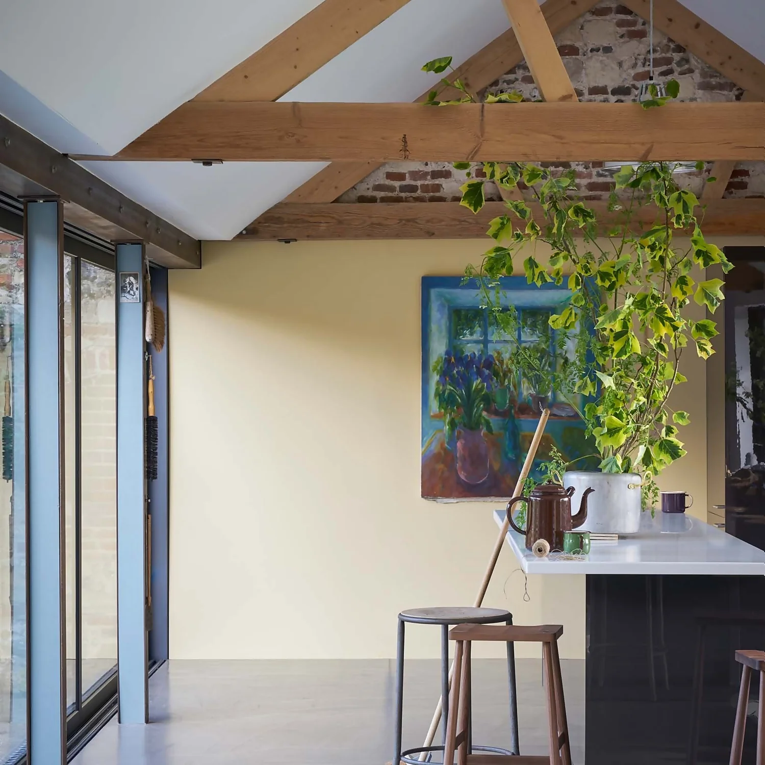 Farrow & Ball Modern Eggshell Hay - 2.5L 4 Farrow & Ball Modern Eggshell Hay - 2.5L - Image 2