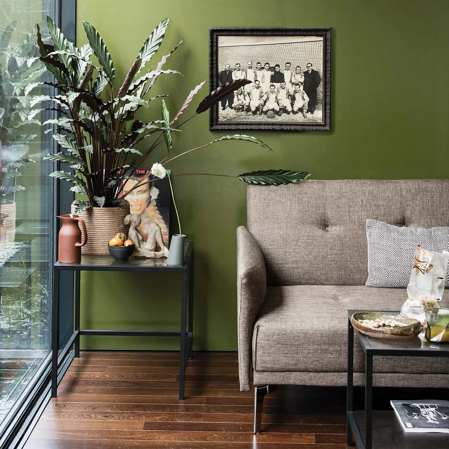 Farrow & Ball Estate Matt Emulsion Paint Bancha - 2.5L 4 Farrow & Ball Estate Matt Emulsion Paint Bancha - 2.5L - Image 2