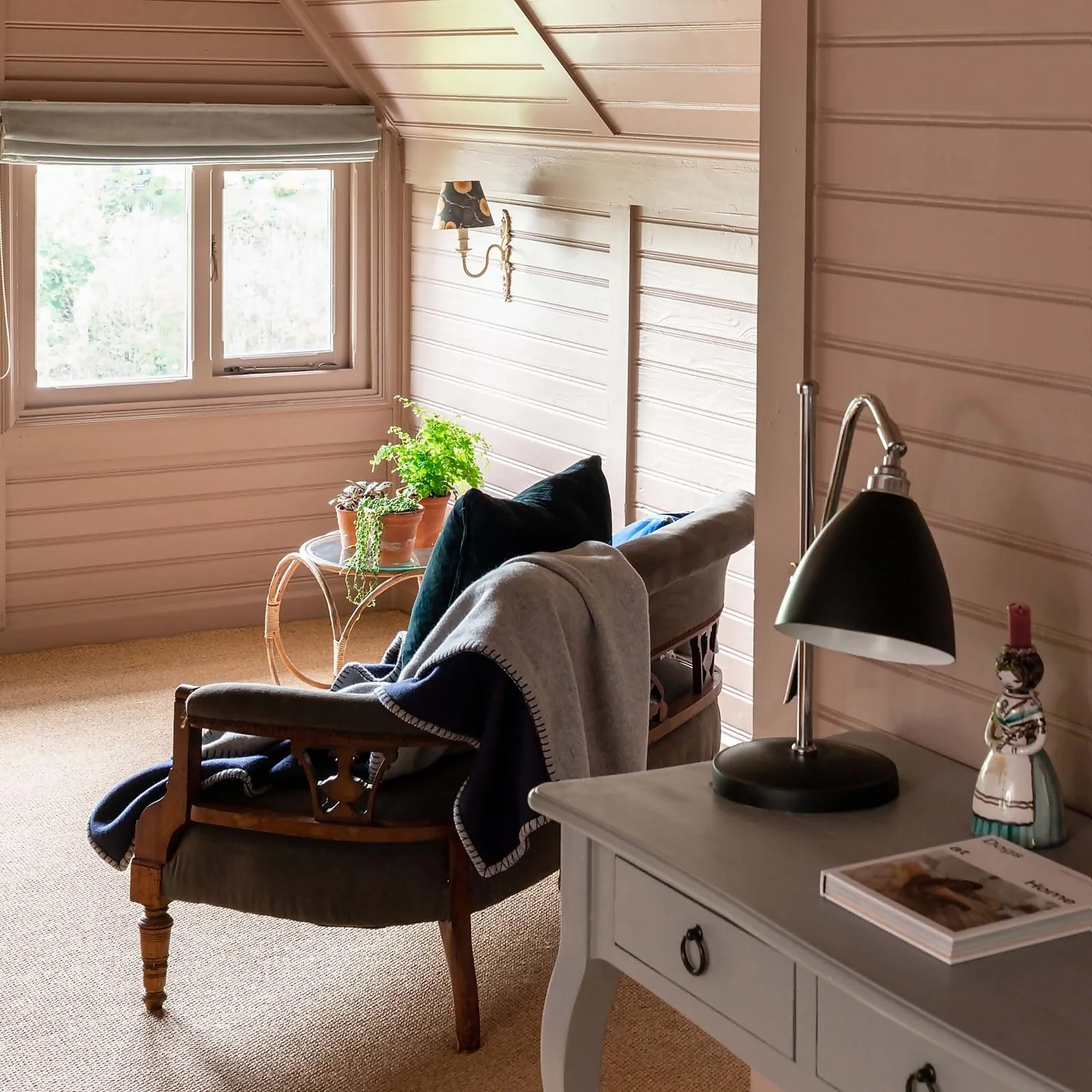 Farrow & Ball Estate Eggshell Dead Salmon - 750ml 4 Farrow & Ball Estate Eggshell Dead Salmon - 750ml - Image 2