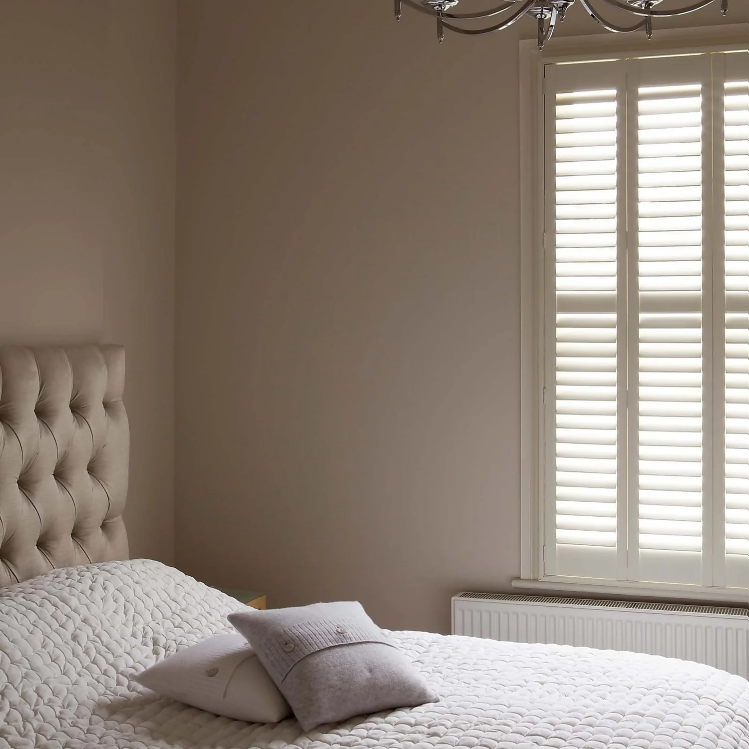 Farrow & Ball Estate Eggshell Paint Skimming Stone - 750ml 4 Farrow & Ball Estate Eggshell Paint Skimming Stone - 750ml - Image 2