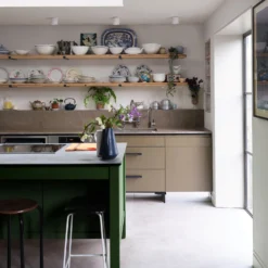 Farrow & Ball Full Gloss Paint Beverly - 2.5L -Farrow & Ball 14759397 5255057135475696